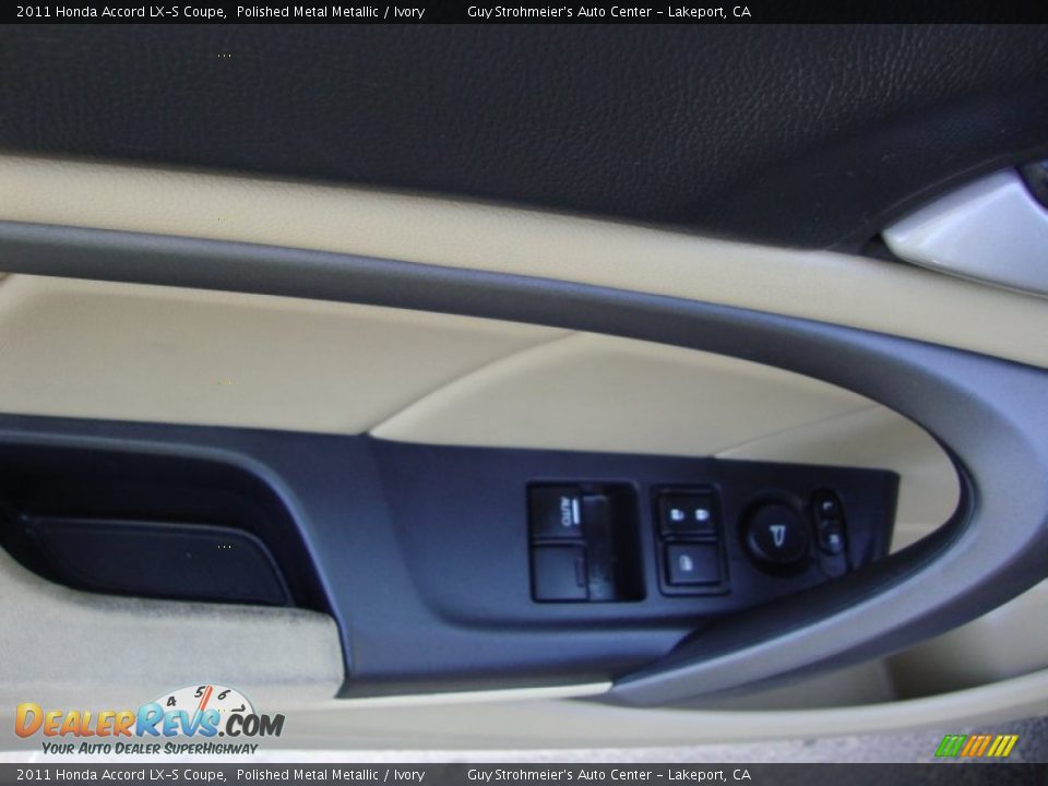 2011 Honda Accord LX-S Coupe Polished Metal Metallic / Ivory Photo #10