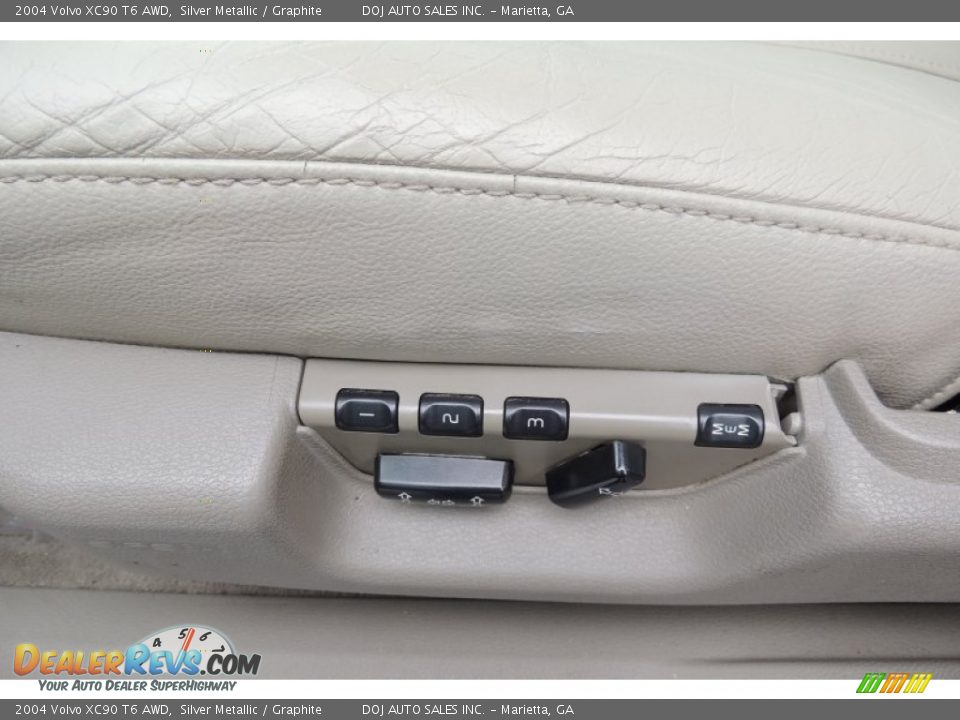 2004 Volvo XC90 T6 AWD Silver Metallic / Graphite Photo #25