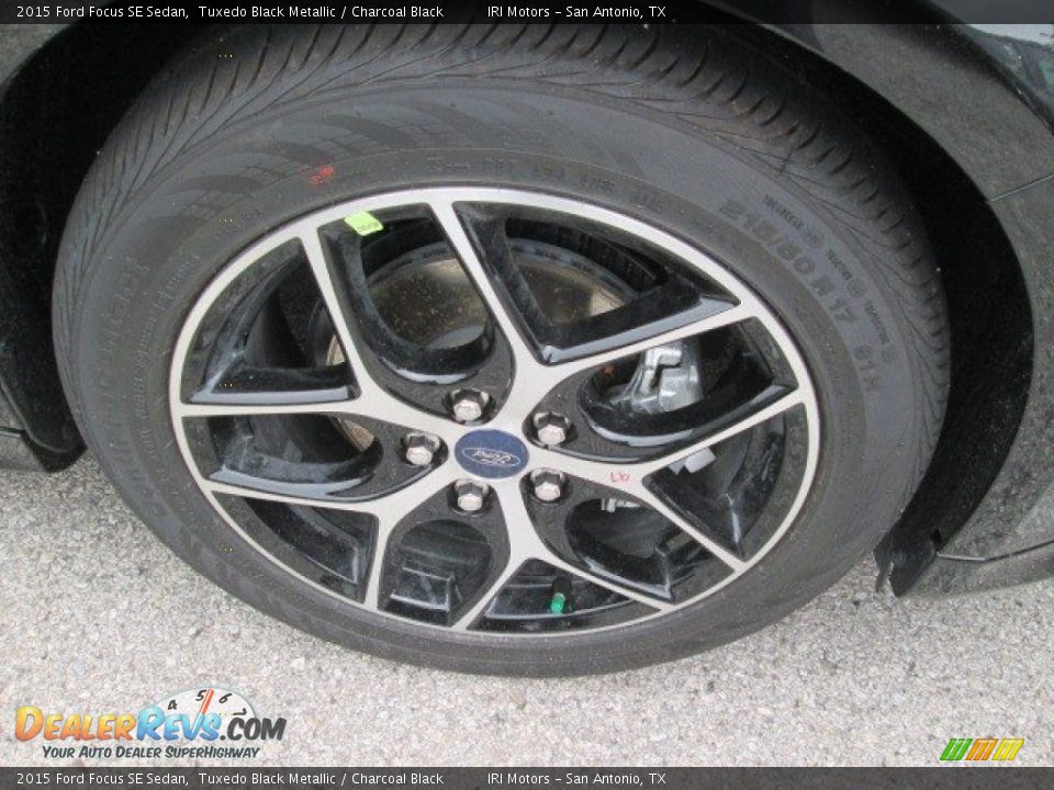 2015 Ford Focus SE Sedan Tuxedo Black Metallic / Charcoal Black Photo #4