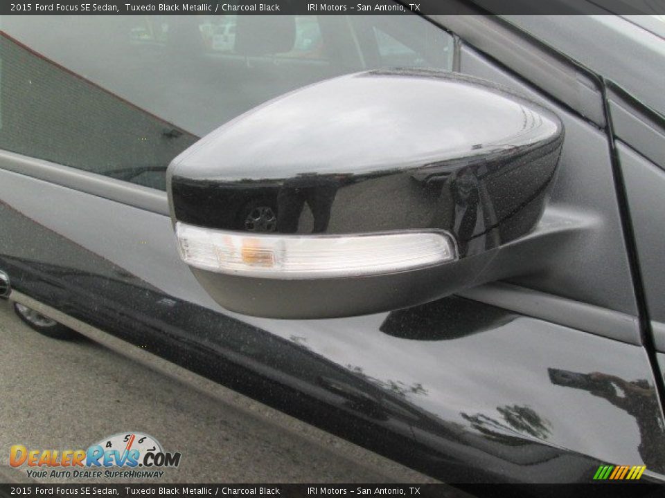 2015 Ford Focus SE Sedan Tuxedo Black Metallic / Charcoal Black Photo #5