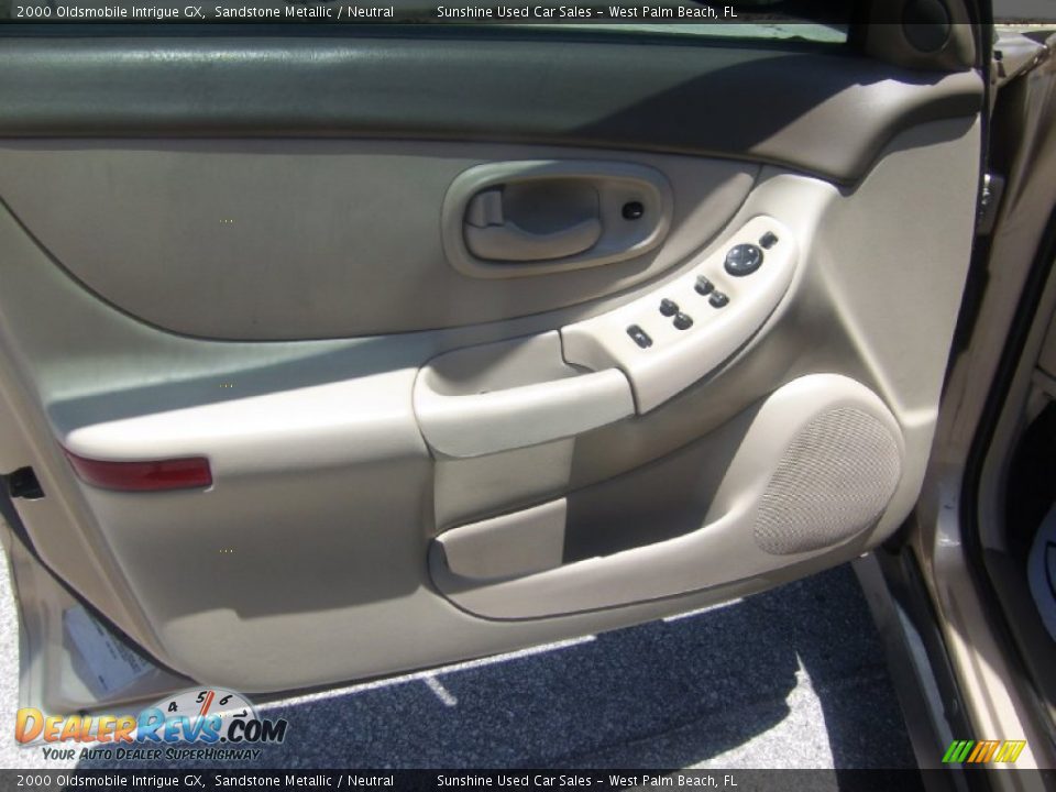 2000 Oldsmobile Intrigue GX Sandstone Metallic / Neutral Photo #9
