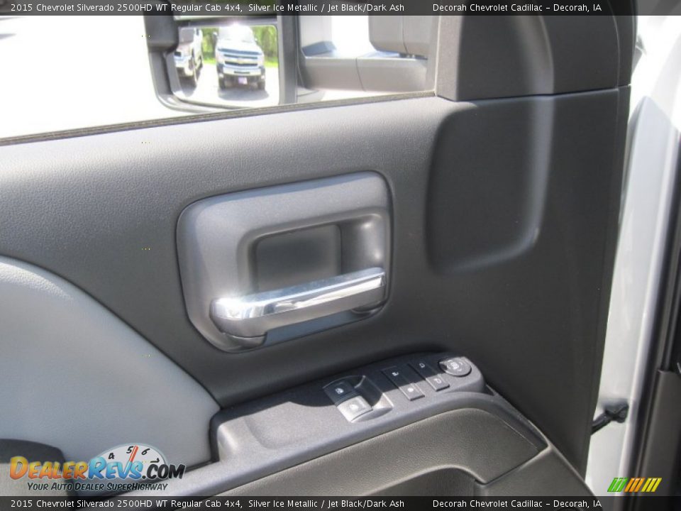 2015 Chevrolet Silverado 2500HD WT Regular Cab 4x4 Silver Ice Metallic / Jet Black/Dark Ash Photo #18
