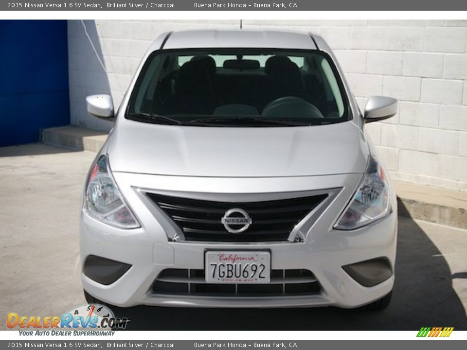 2015 Nissan Versa 1.6 SV Sedan Brilliant Silver / Charcoal Photo #7