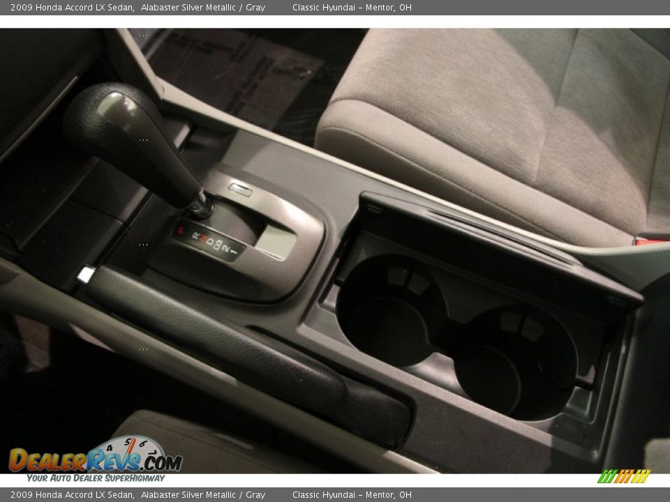 2009 Honda Accord LX Sedan Alabaster Silver Metallic / Gray Photo #11