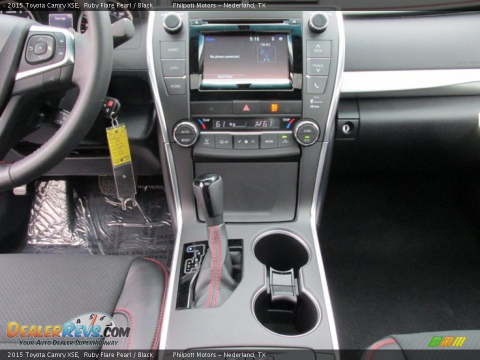 2015 Toyota Camry XSE Ruby Flare Pearl / Black Photo #25