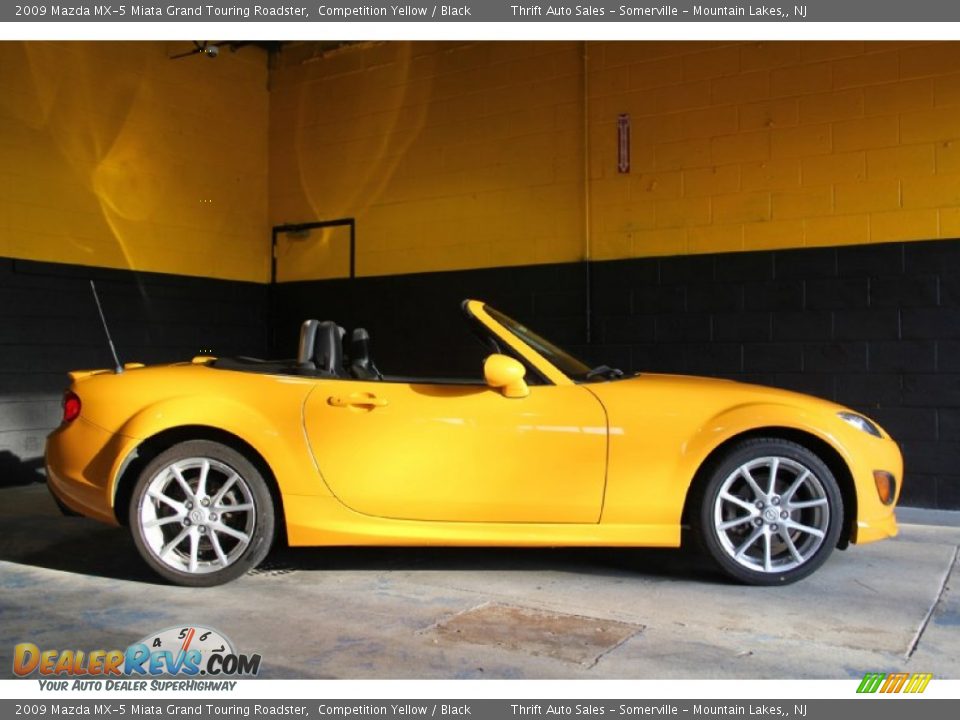 2009 Mazda MX-5 Miata Grand Touring Roadster Competition Yellow / Black Photo #8