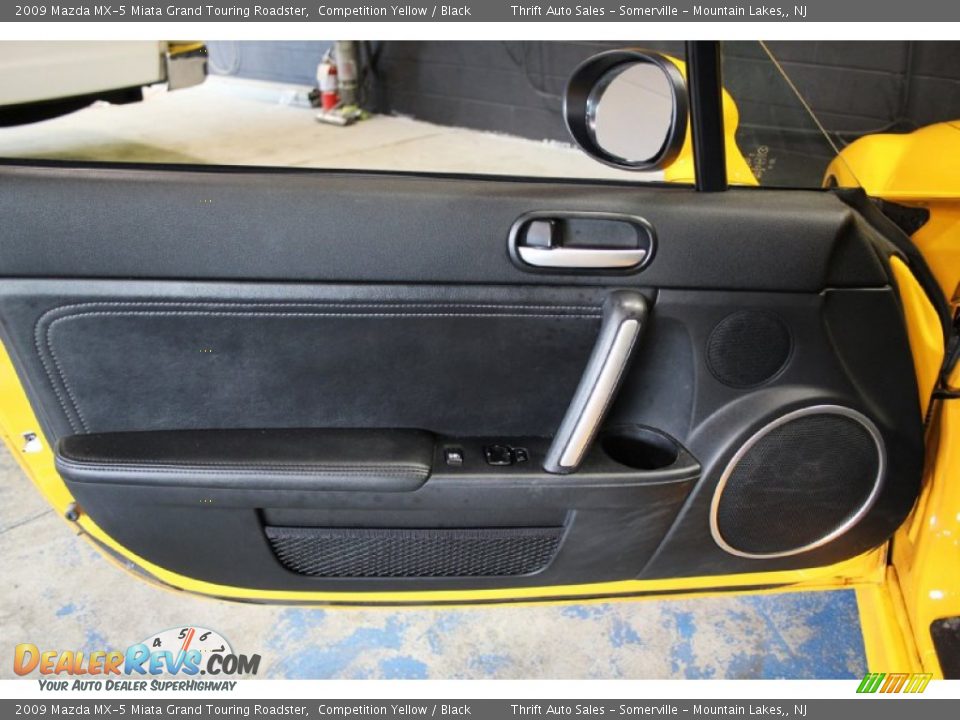 2009 Mazda MX-5 Miata Grand Touring Roadster Competition Yellow / Black Photo #18