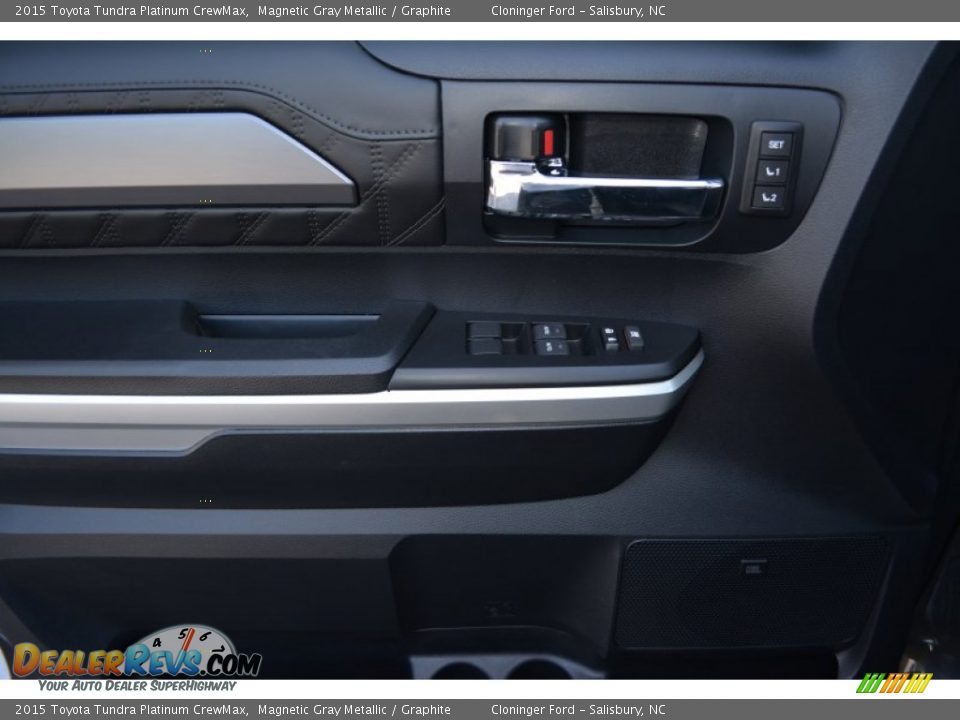 2015 Toyota Tundra Platinum CrewMax Magnetic Gray Metallic / Graphite Photo #8