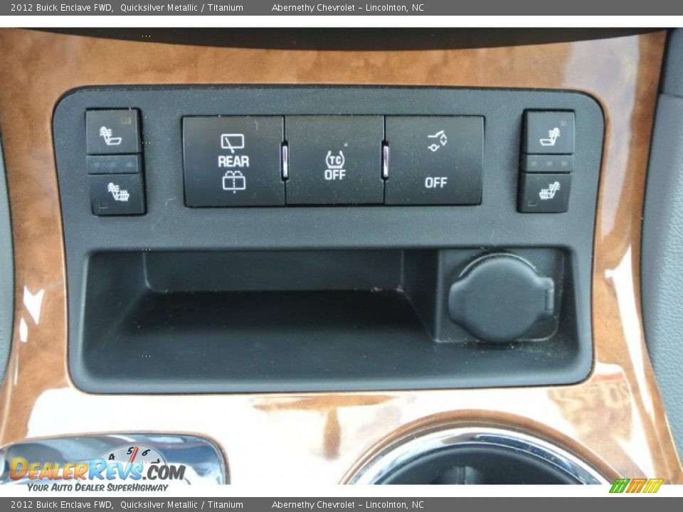 2012 Buick Enclave FWD Quicksilver Metallic / Titanium Photo #10