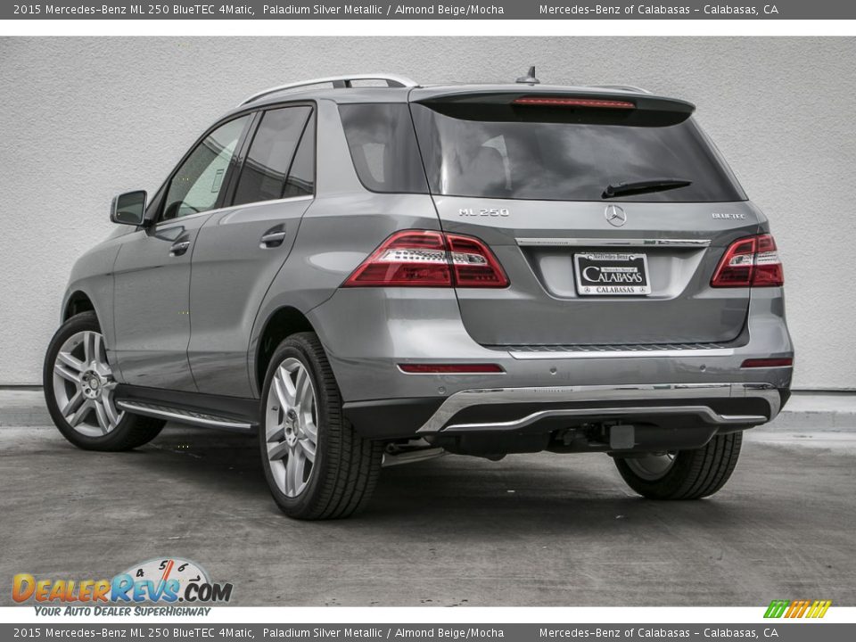 2015 Mercedes-Benz ML 250 BlueTEC 4Matic Paladium Silver Metallic / Almond Beige/Mocha Photo #2