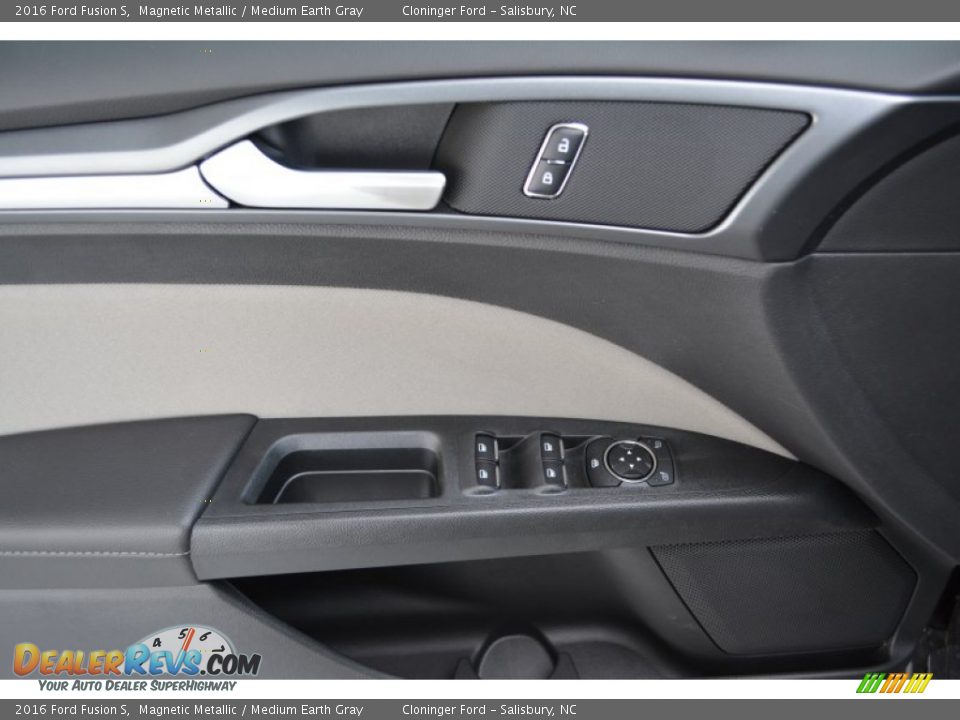 2016 Ford Fusion S Magnetic Metallic / Medium Earth Gray Photo #6