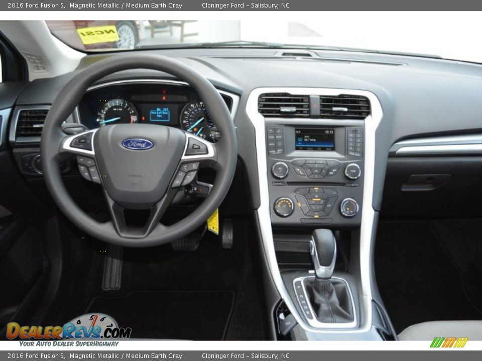 2016 Ford Fusion S Magnetic Metallic / Medium Earth Gray Photo #9
