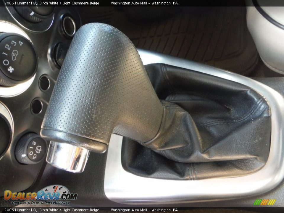2006 Hummer H3 Birch White / Light Cashmere Beige Photo #16