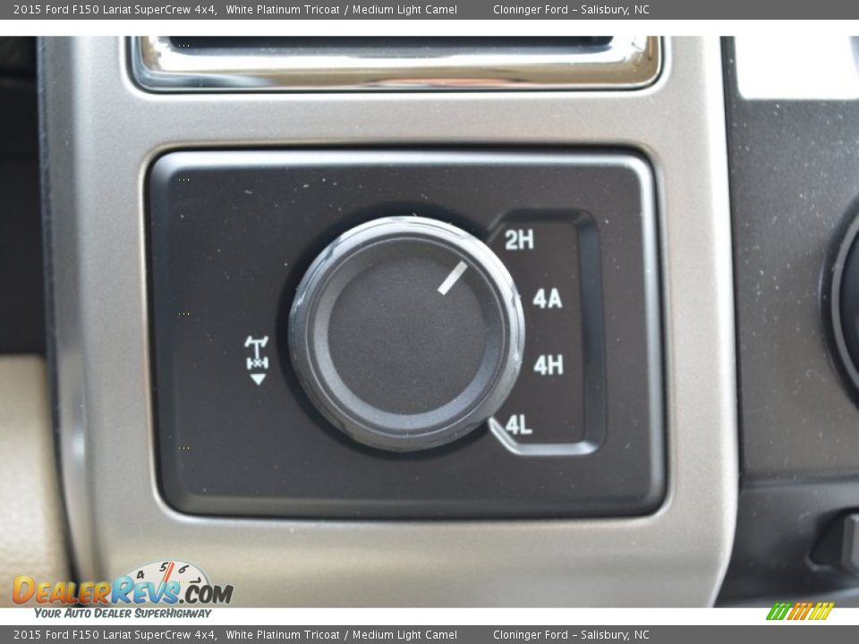 2015 Ford F150 Lariat SuperCrew 4x4 White Platinum Tricoat / Medium Light Camel Photo #22