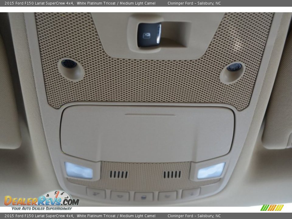 2015 Ford F150 Lariat SuperCrew 4x4 White Platinum Tricoat / Medium Light Camel Photo #24