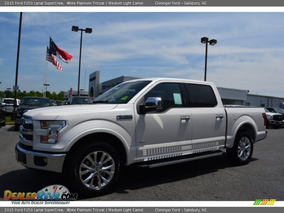 Front 3/4 View of 2015 Ford F150 Lariat SuperCrew Photo #3