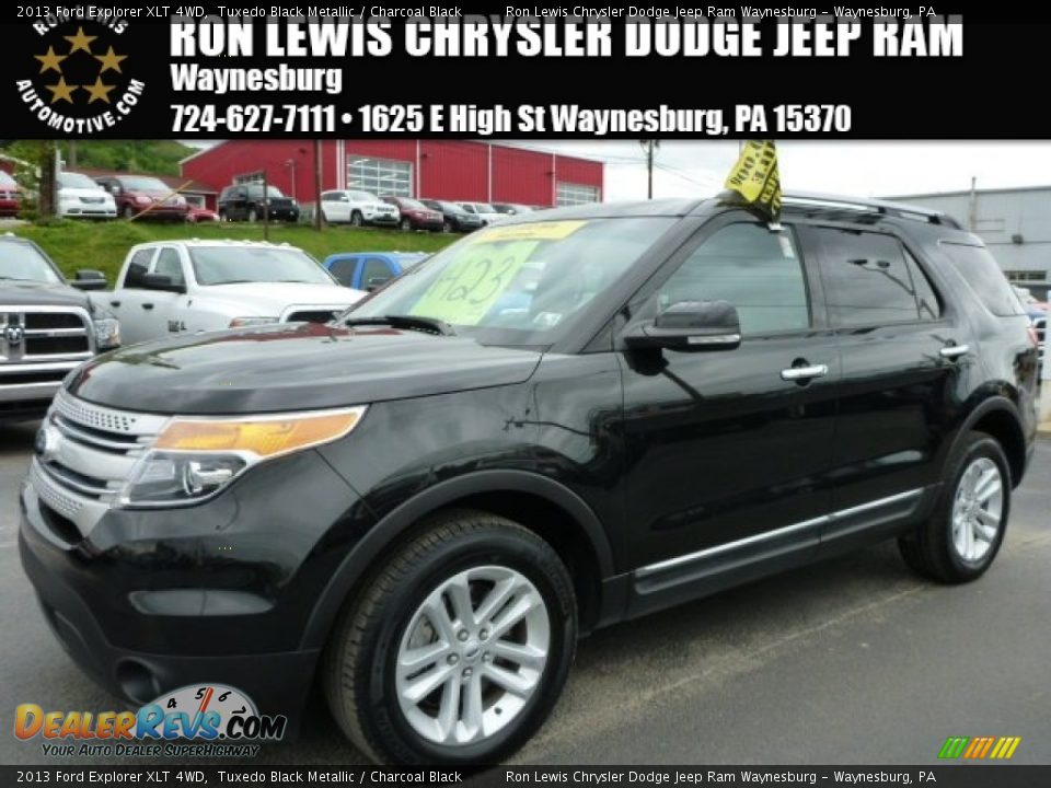 2013 Ford Explorer XLT 4WD Tuxedo Black Metallic / Charcoal Black Photo #1