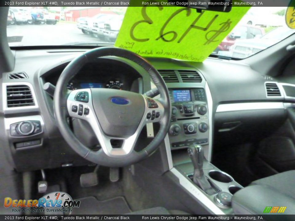 2013 Ford Explorer XLT 4WD Tuxedo Black Metallic / Charcoal Black Photo #14