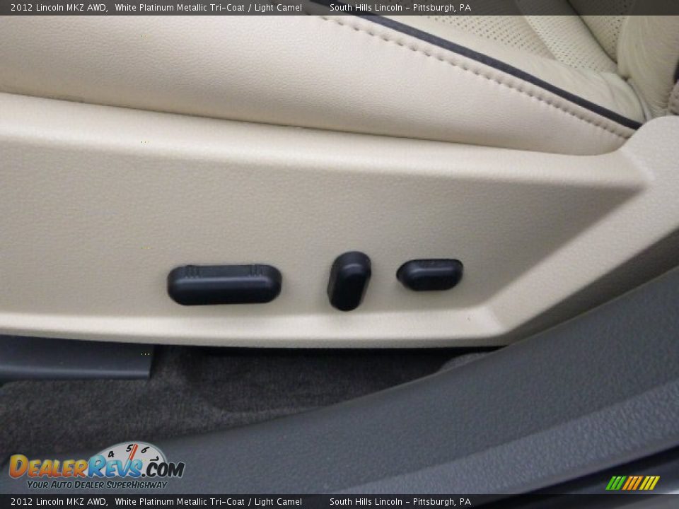 2012 Lincoln MKZ AWD White Platinum Metallic Tri-Coat / Light Camel Photo #18