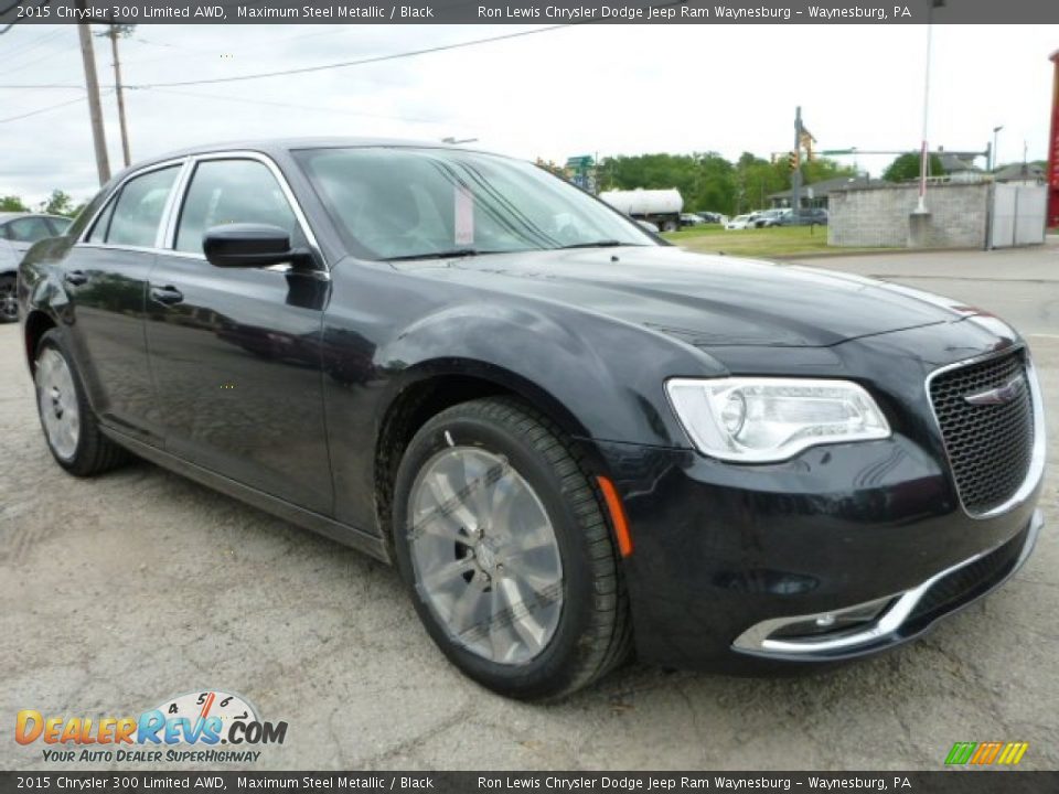 Front 3/4 View of 2015 Chrysler 300 Limited AWD Photo #6