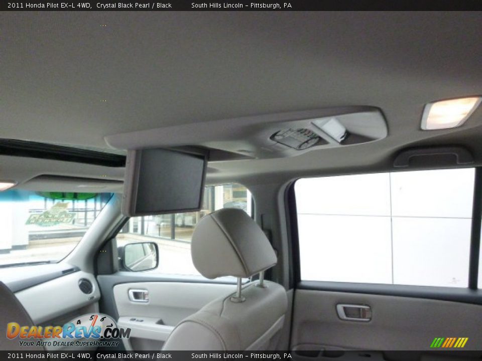 2011 Honda Pilot EX-L 4WD Crystal Black Pearl / Black Photo #17