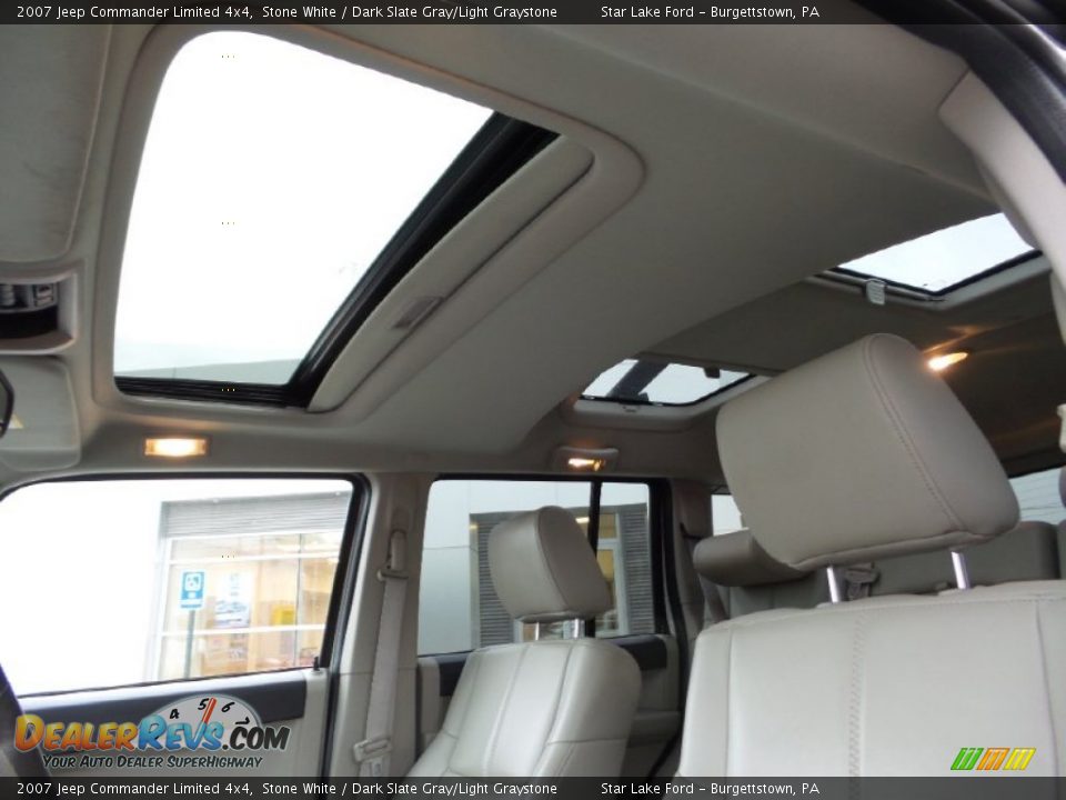 2007 Jeep Commander Limited 4x4 Stone White / Dark Slate Gray/Light Graystone Photo #14