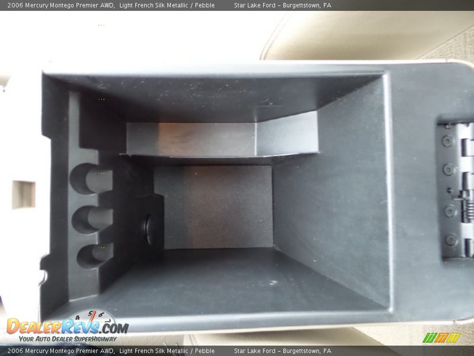 2006 Mercury Montego Premier AWD Light French Silk Metallic / Pebble Photo #19