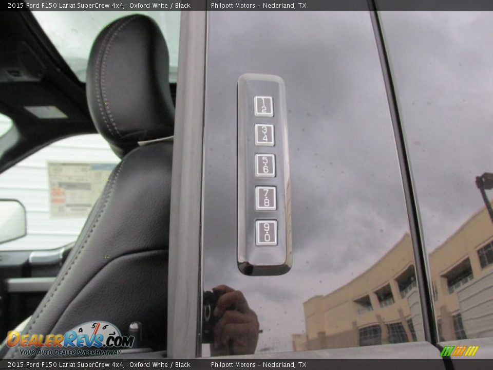 2015 Ford F150 Lariat SuperCrew 4x4 Oxford White / Black Photo #16