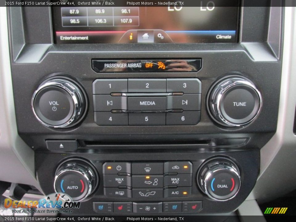 2015 Ford F150 Lariat SuperCrew 4x4 Oxford White / Black Photo #29
