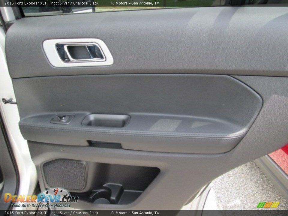 2015 Ford Explorer XLT Ingot Silver / Charcoal Black Photo #26