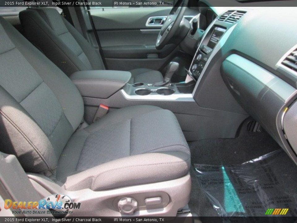 2015 Ford Explorer XLT Ingot Silver / Charcoal Black Photo #28