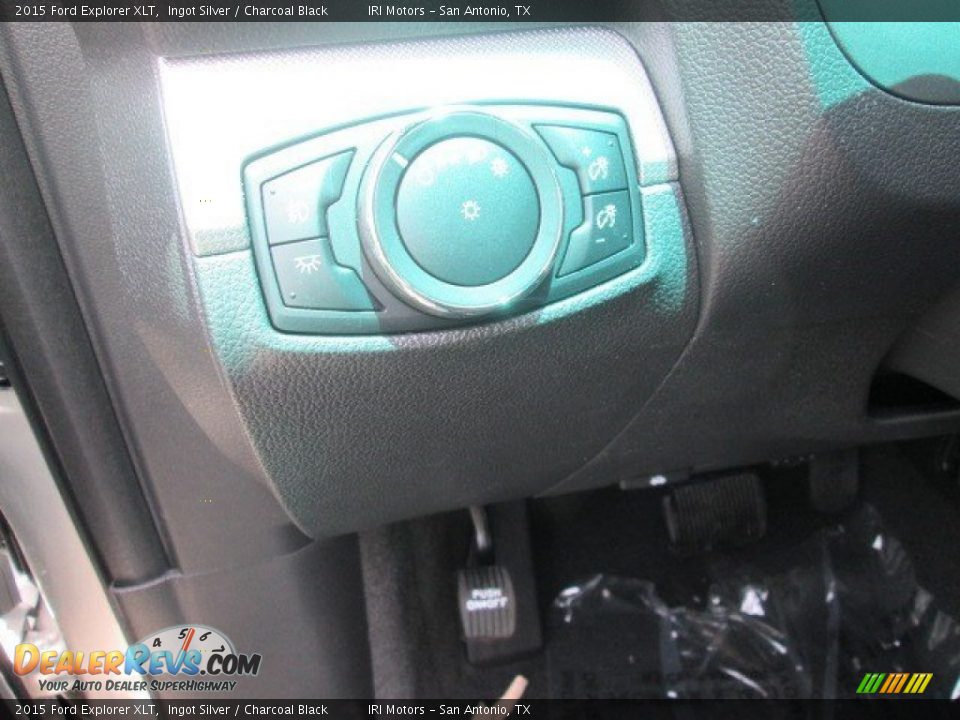 2015 Ford Explorer XLT Ingot Silver / Charcoal Black Photo #35