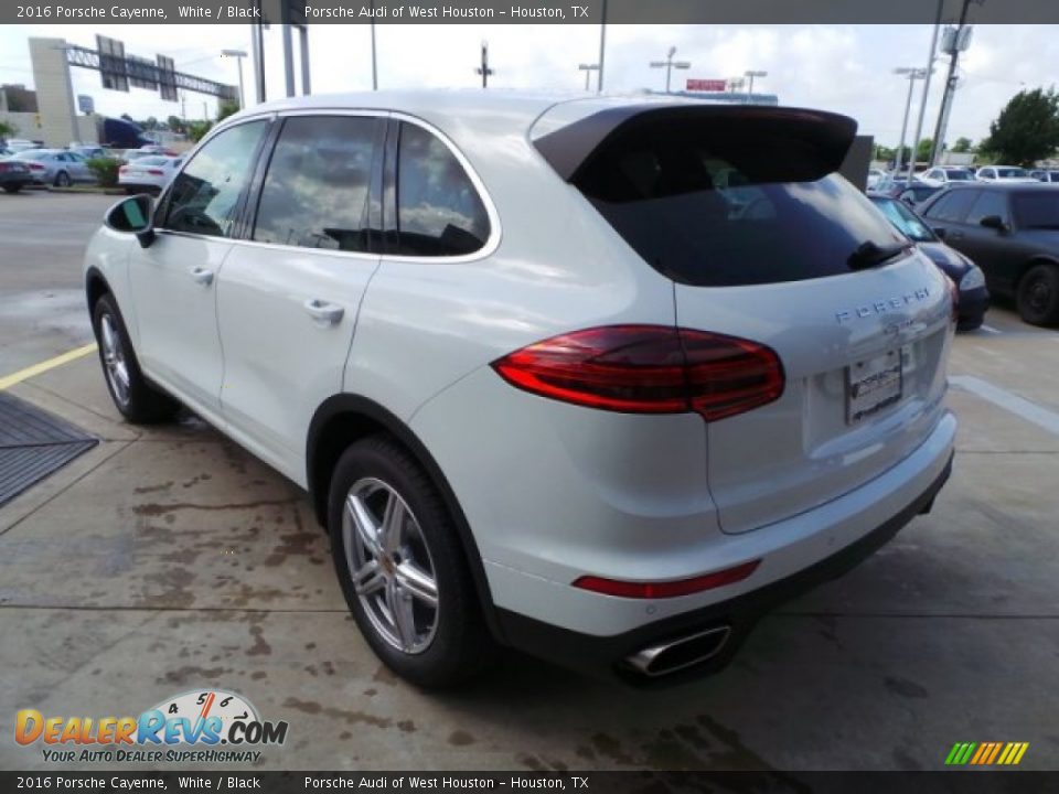 2016 Porsche Cayenne White / Black Photo #5