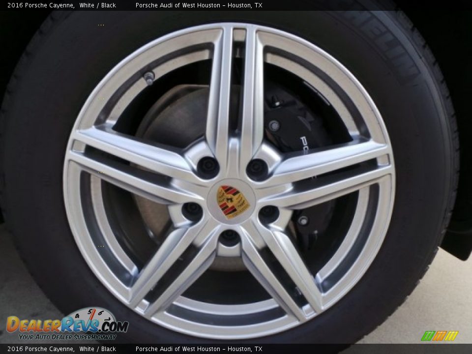 2016 Porsche Cayenne White / Black Photo #9