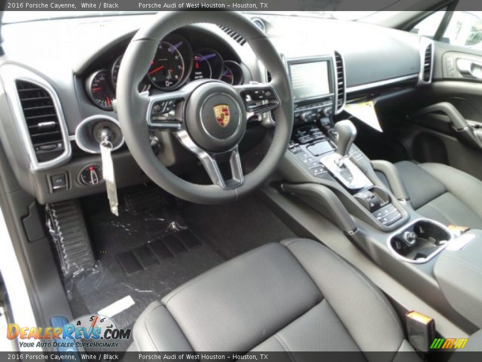 2016 Porsche Cayenne White / Black Photo #13
