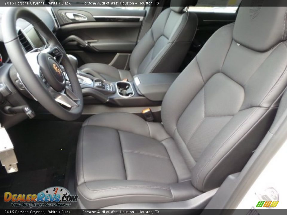 2016 Porsche Cayenne White / Black Photo #14