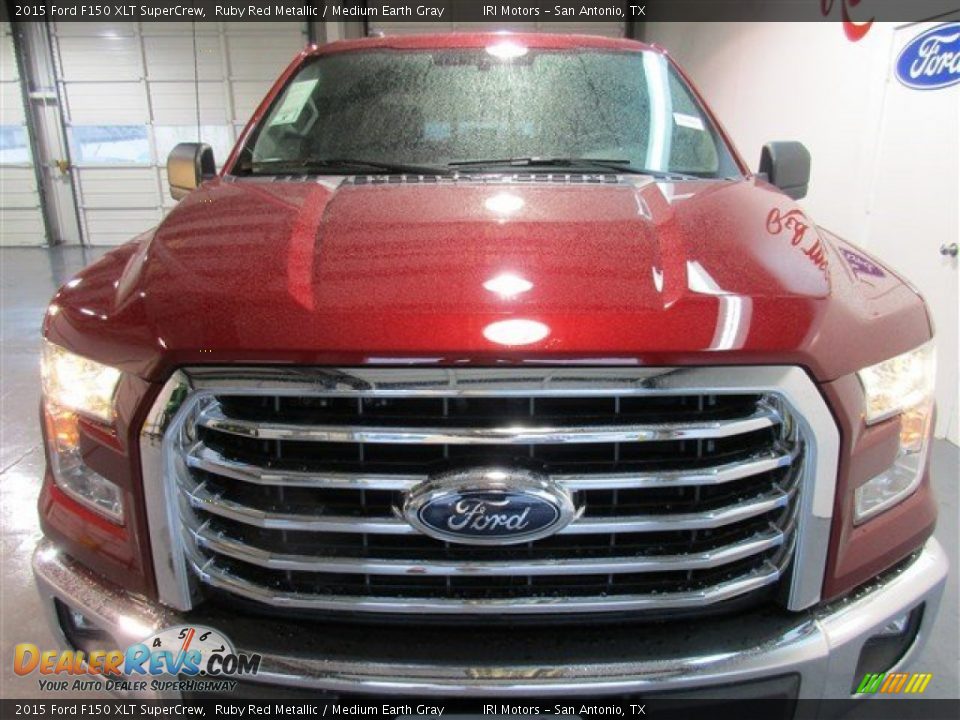 2015 Ford F150 XLT SuperCrew Ruby Red Metallic / Medium Earth Gray Photo #2