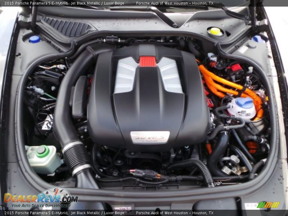 2015 Porsche Panamera S E-Hybrid 3.0 Liter E-Hybrid DFI Supercharged DOHC 24-Valve VVT V6 Gasoline/Electric Plug-In Hybrid Engine Photo #32