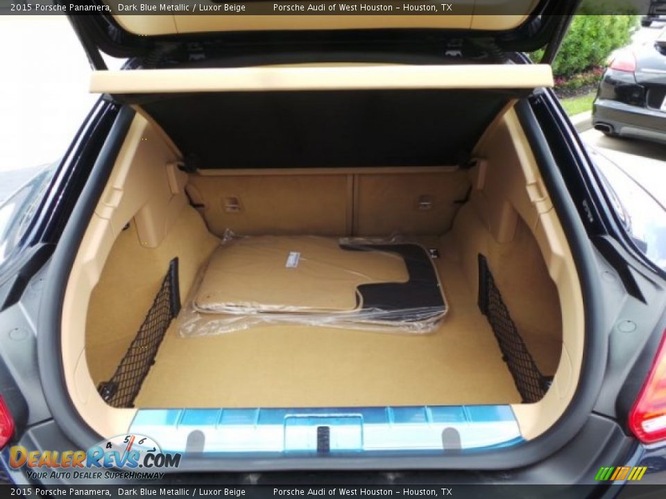 2015 Porsche Panamera  Trunk Photo #29