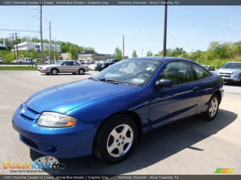 Front 3/4 View of 2003 Chevrolet Cavalier LS Coupe Photo #1