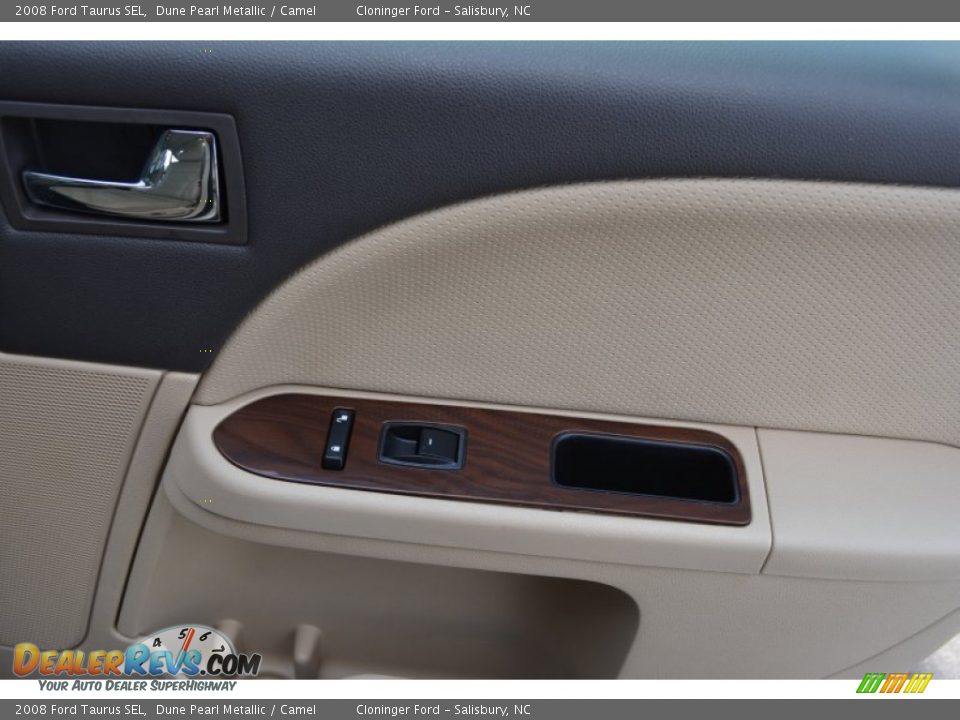 2008 Ford Taurus SEL Dune Pearl Metallic / Camel Photo #16