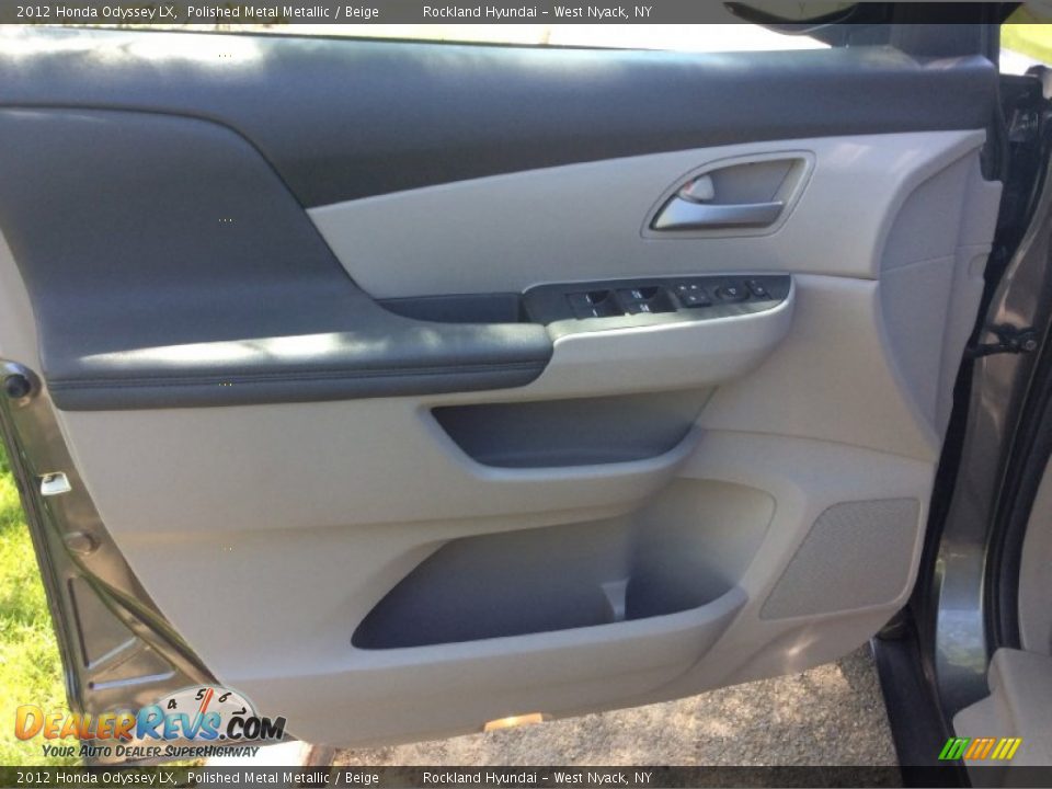 2012 Honda Odyssey LX Polished Metal Metallic / Beige Photo #11