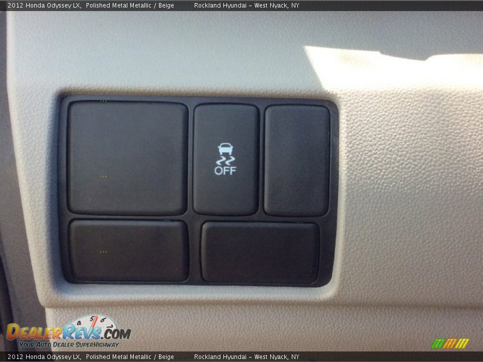 2012 Honda Odyssey LX Polished Metal Metallic / Beige Photo #18