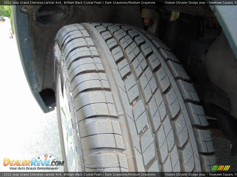2012 Jeep Grand Cherokee Laredo 4x4 Brilliant Black Crystal Pearl / Dark Graystone/Medium Graystone Photo #25