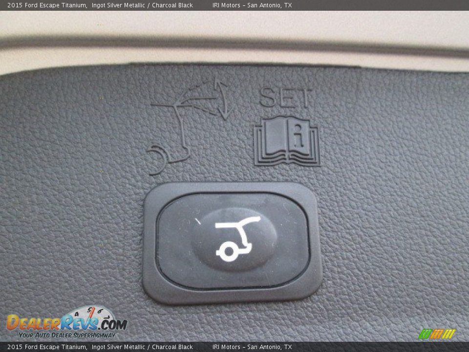 2015 Ford Escape Titanium Ingot Silver Metallic / Charcoal Black Photo #18