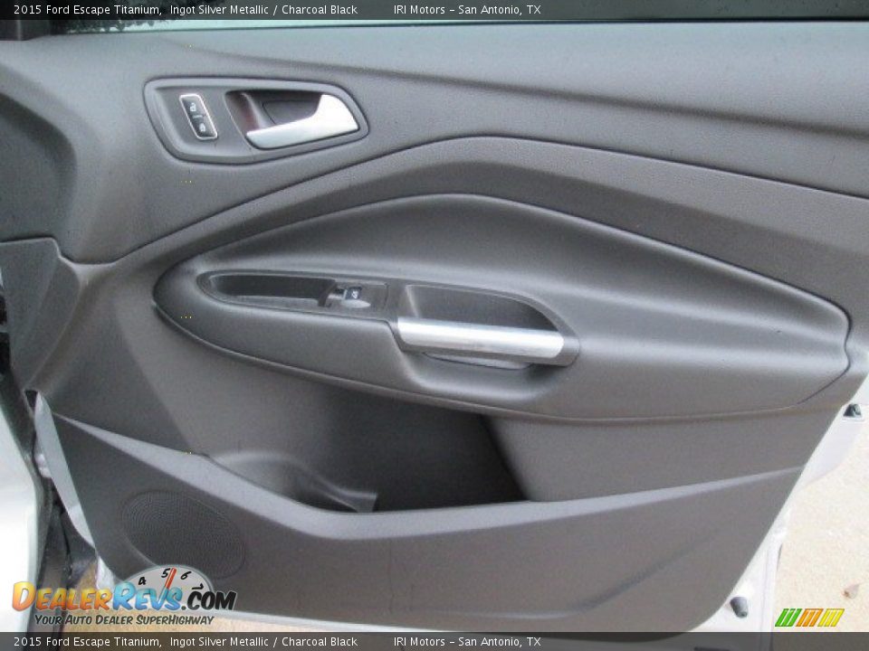 2015 Ford Escape Titanium Ingot Silver Metallic / Charcoal Black Photo #28