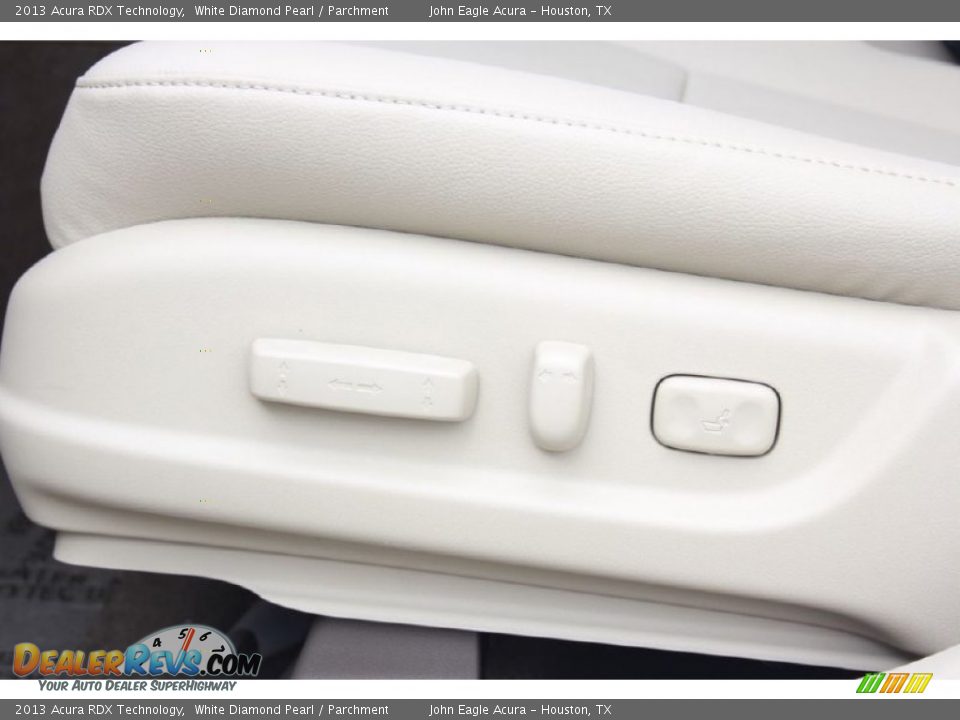 2013 Acura RDX Technology White Diamond Pearl / Parchment Photo #28