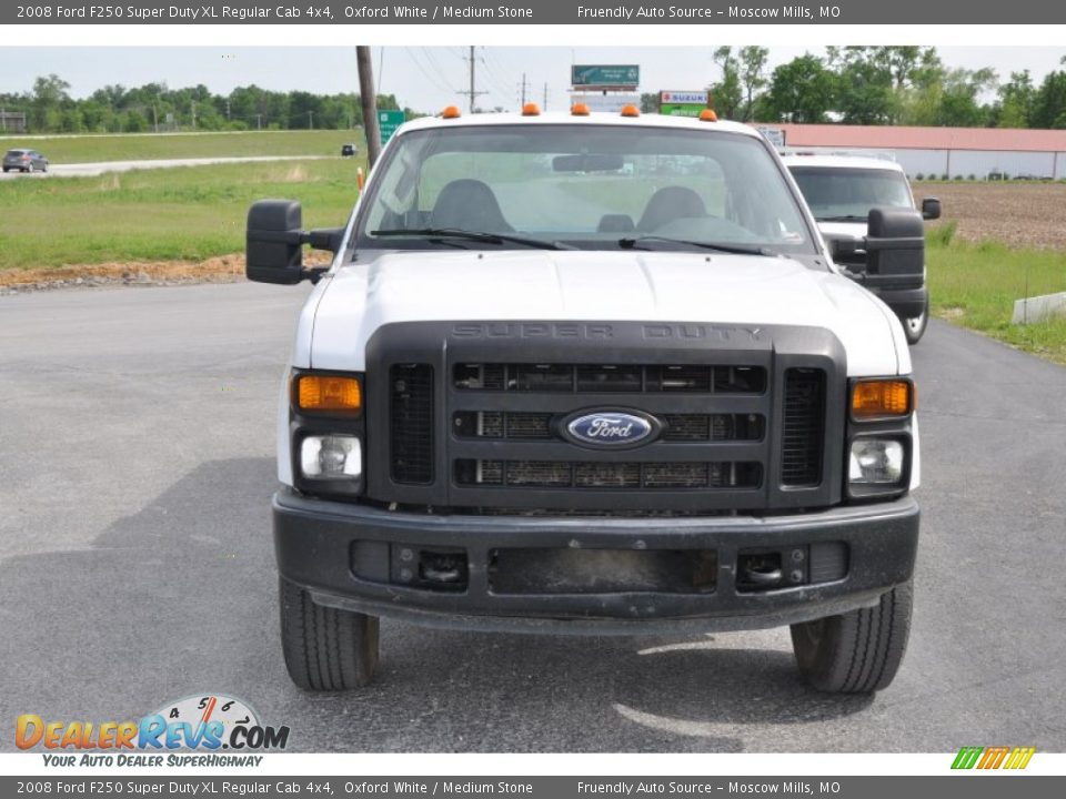 2008 Ford F250 Super Duty XL Regular Cab 4x4 Oxford White / Medium Stone Photo #3