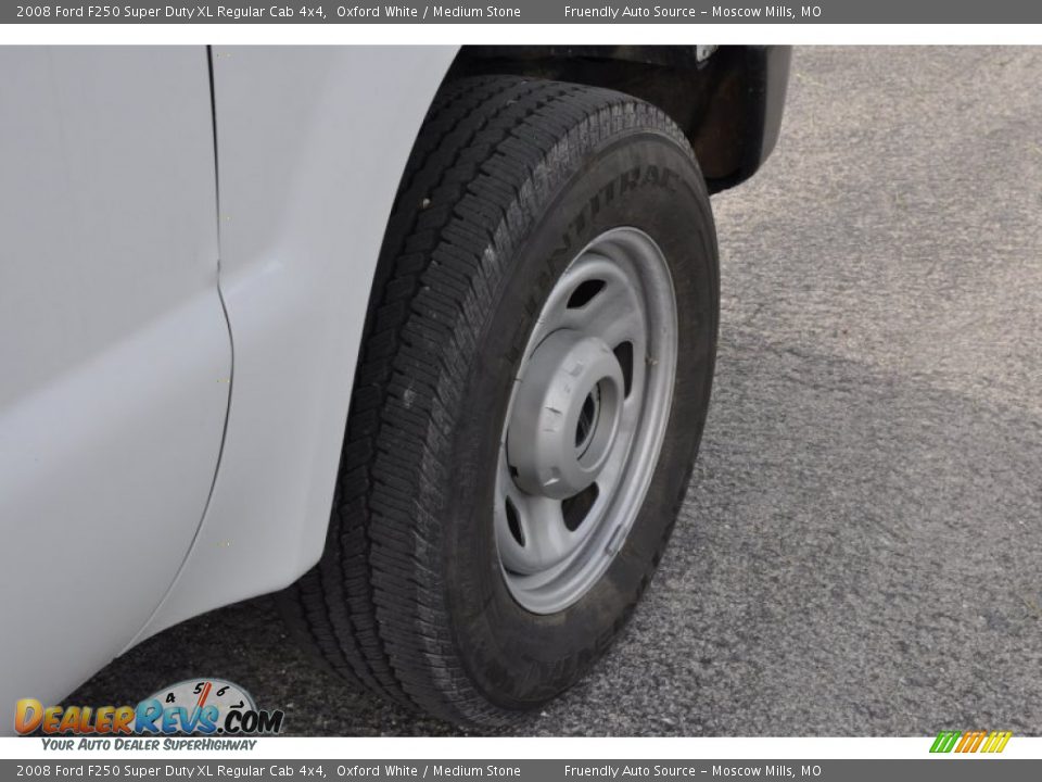 2008 Ford F250 Super Duty XL Regular Cab 4x4 Oxford White / Medium Stone Photo #16