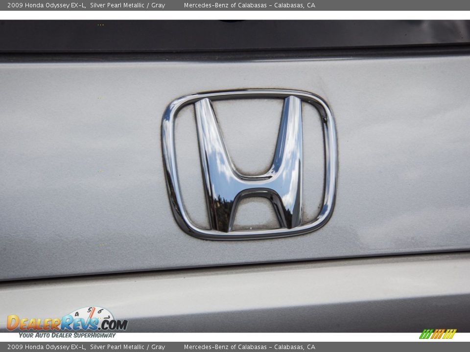 2009 Honda Odyssey EX-L Silver Pearl Metallic / Gray Photo #30